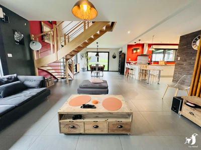 Maison - 146 m² - 5 pièces