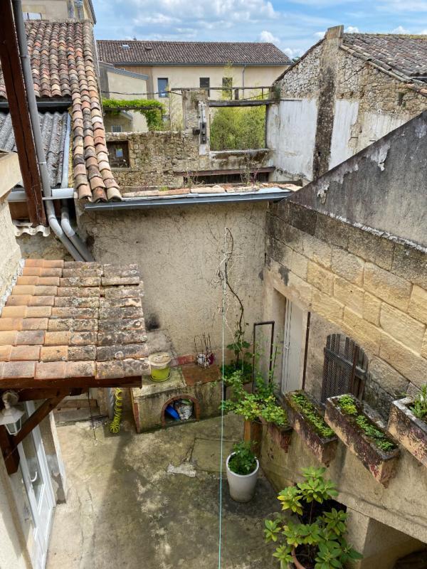 Maison - 300 m² - 10 pièces