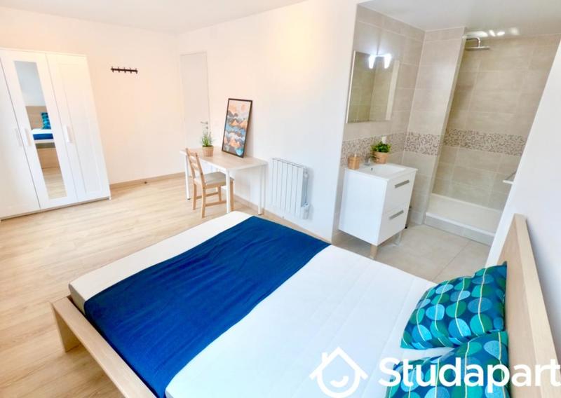 Chambre - 25 m² - 1 pièce