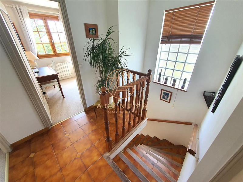 Maison contemporaine - 97 m² - 6 pièces