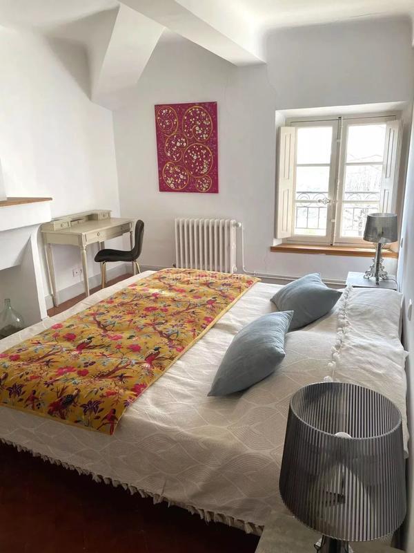 Maison - 433 m² - 15 pièces