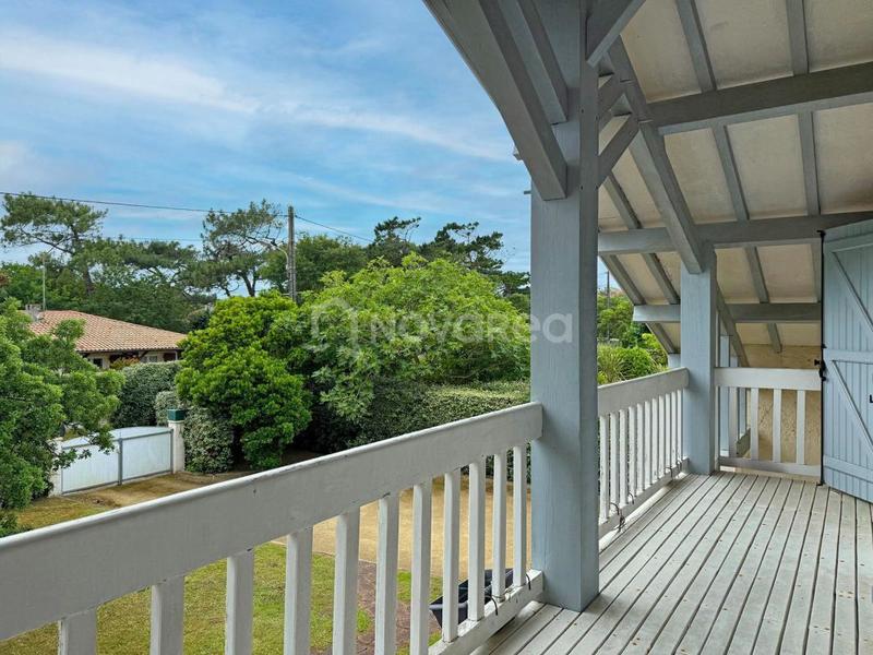 Maison - 169 m² - 7 pièces