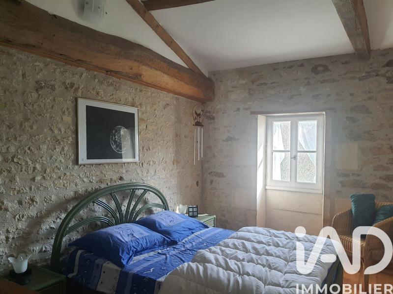 Maison - 202 m² - 6 pièces