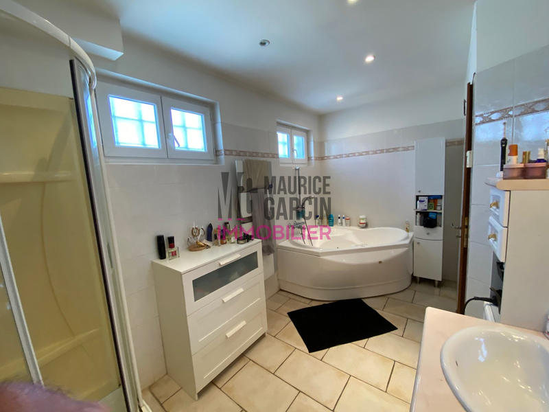 Villa - 150 m² - 5 pièces