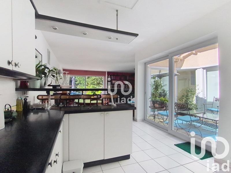 Maison - 144 m² - 5 pièces