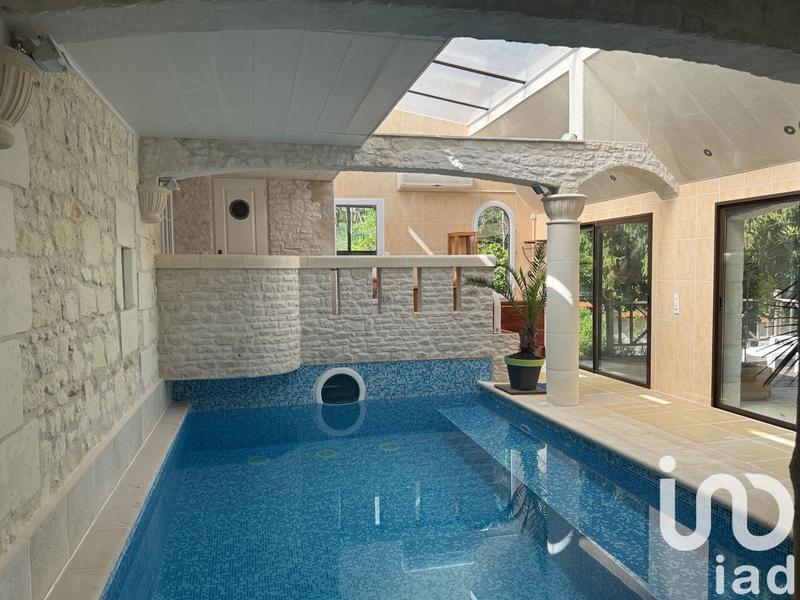 Maison - 387 m² - 10 pièces