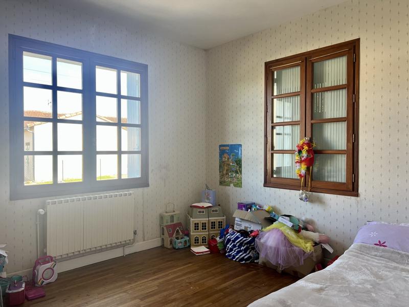 Maison traditionnelle - 122 m² - 5 pièces