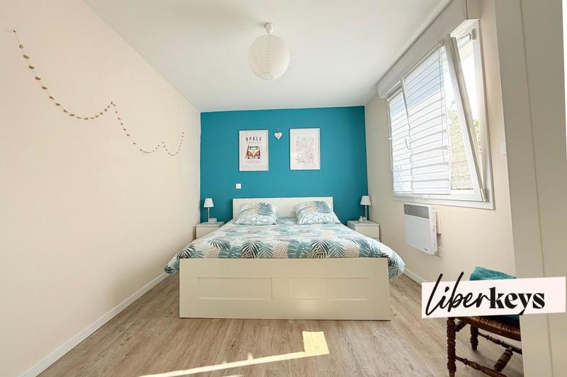 Propriété - 270 m² - 10 pièces