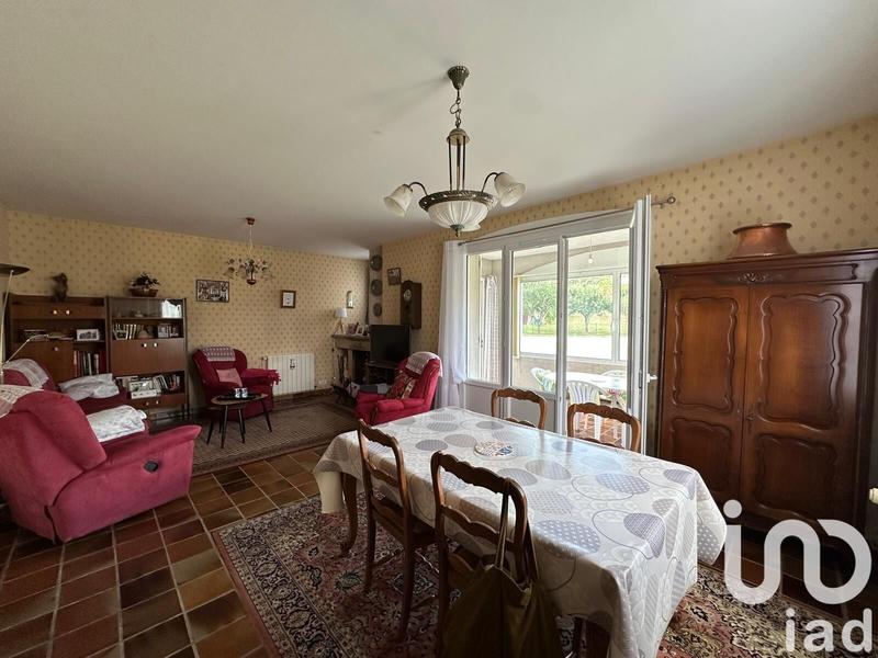 Maison - 183 m² - 7 pièces