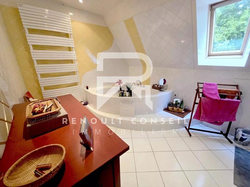 Maison - 170 m² - 7 pièces