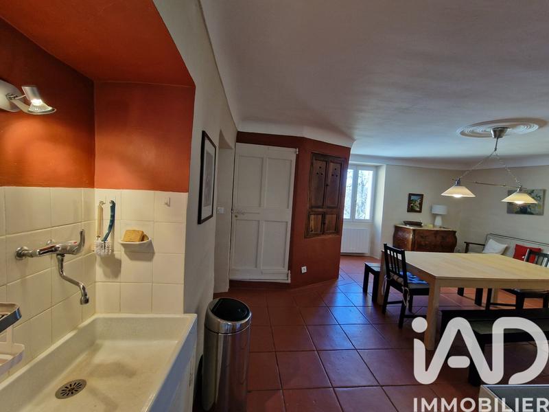 Maison - 99 m² - 5 pièces