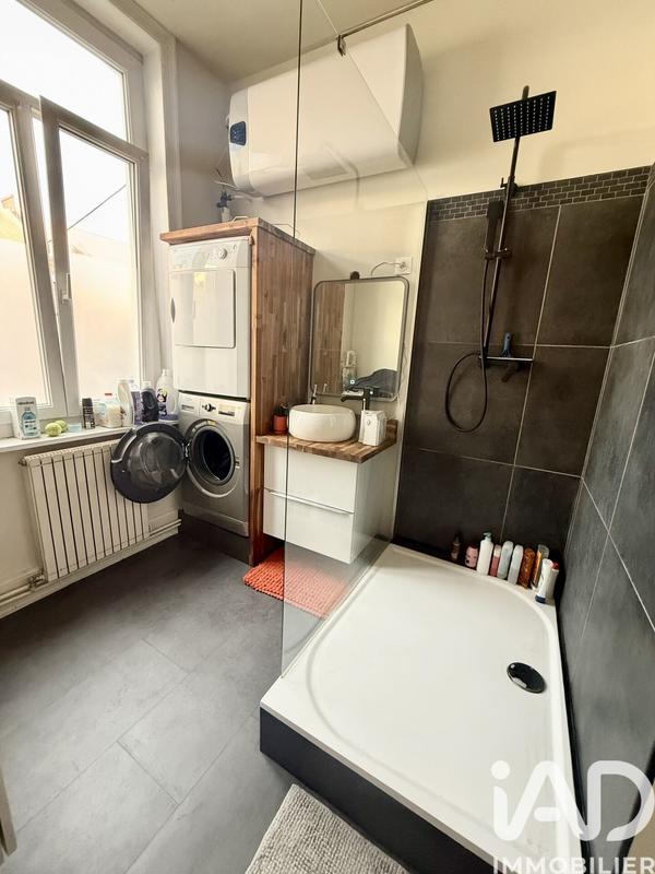 Maison de ville - 140 m² - 9 pièces