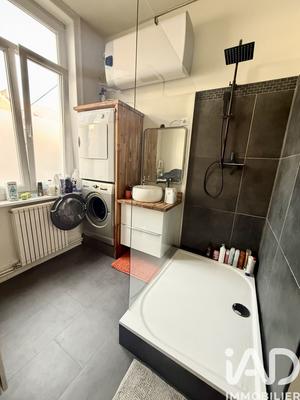 Maison de ville - 140 m² - 9 pièces