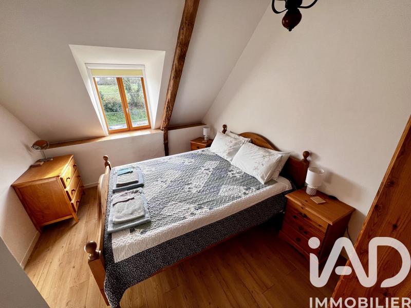 Maison - 217 m² - 8 pièces