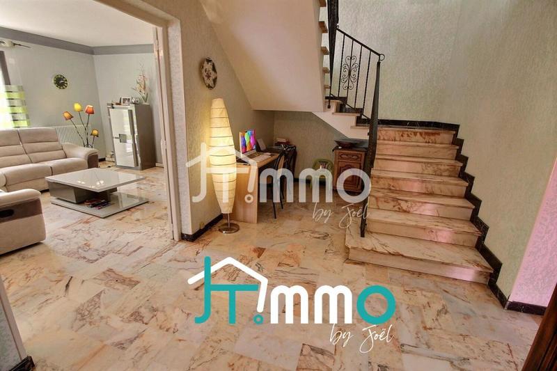 Maison de ville - 180 m² - 6 pièces