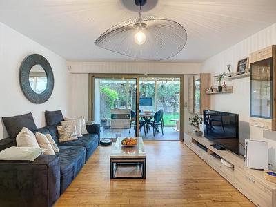 Appartement - 75 m² - 4 pièces