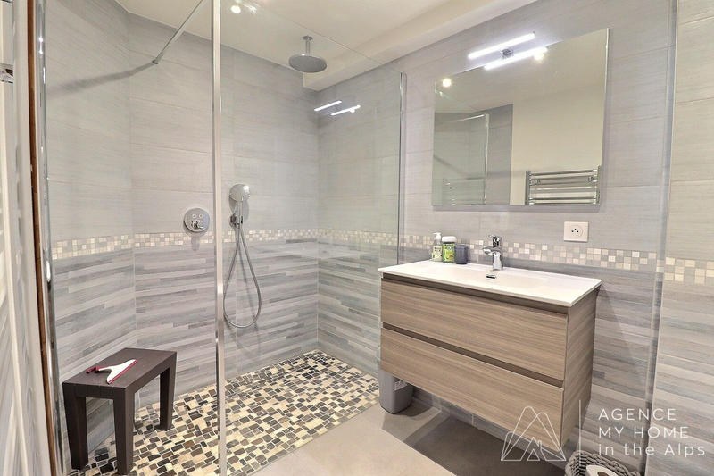 Châlet - 368 m² - 9 pièces