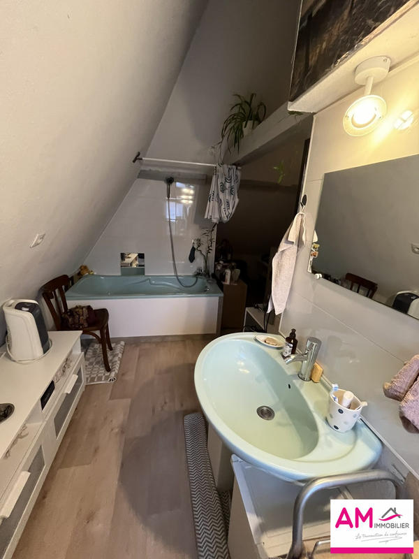 Appartement - 65 m² - 5 pièces