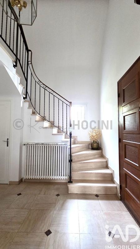 Maison - 150 m² - 8 pièces