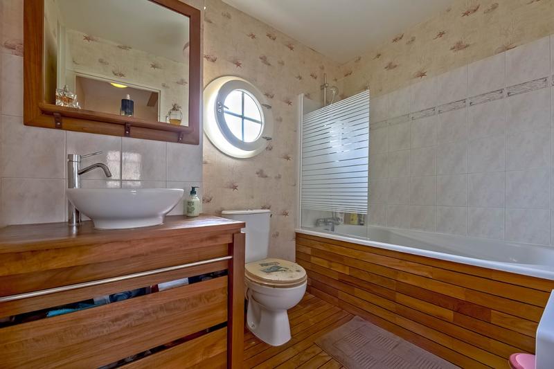 Maison - 81 m² - 5 pièces