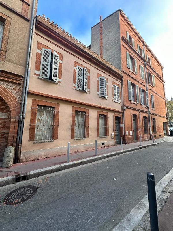 Appartement - 99 m² - 4 pièces