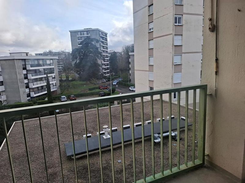 Appartement - 81 m² - 5 pièces