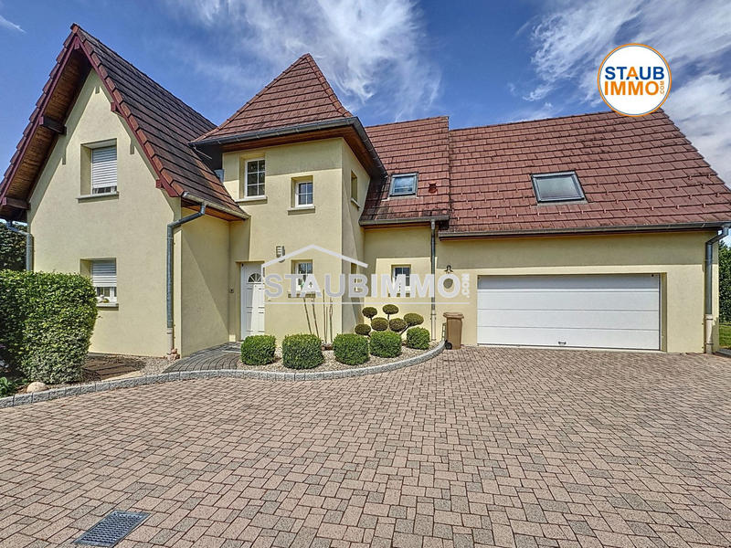 Maison - 145 m² - 6 pièces