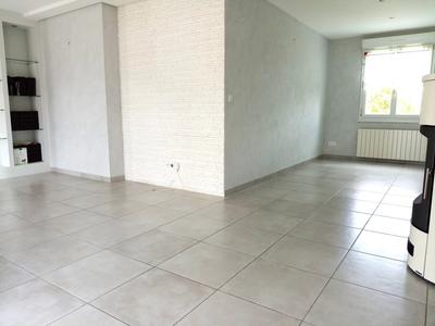 Maison - 94 m² - 4 pièces