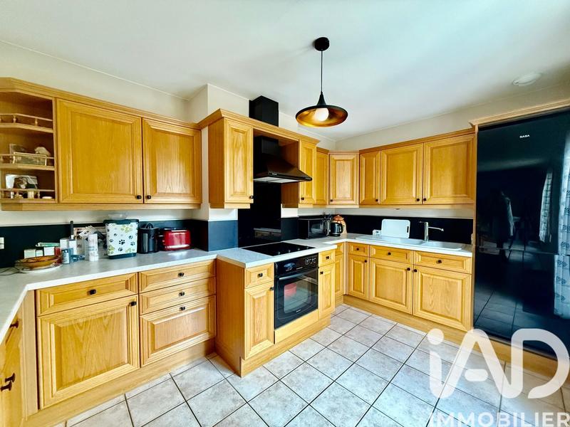 Maison - 94 m² - 5 pièces