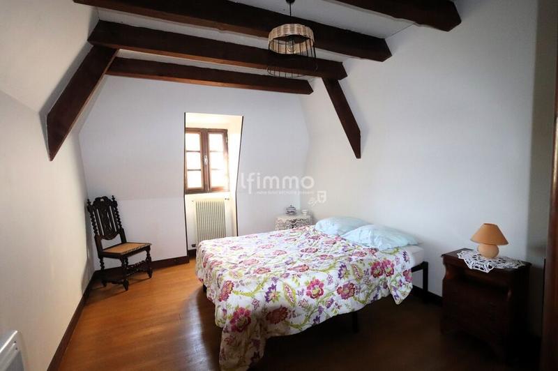 Maison - 184 m² - 7 pièces