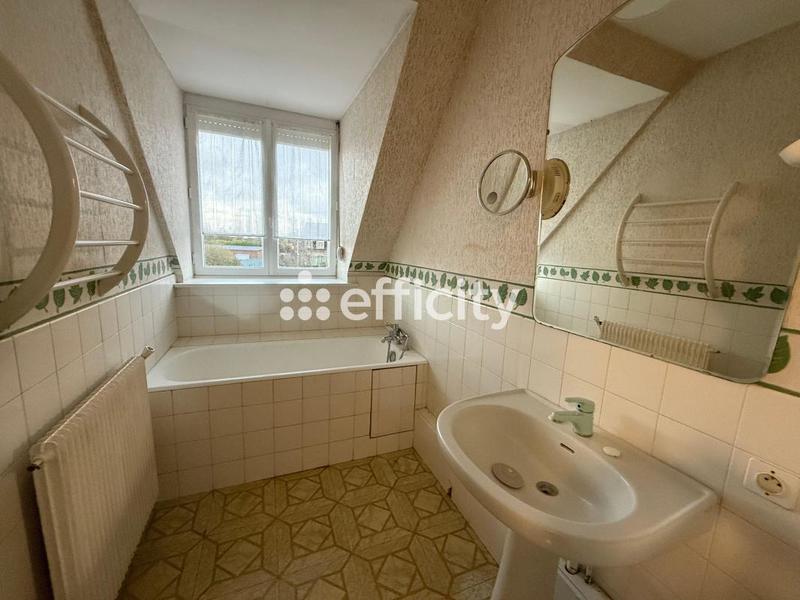 Maison - 164 m² - 8 pièces