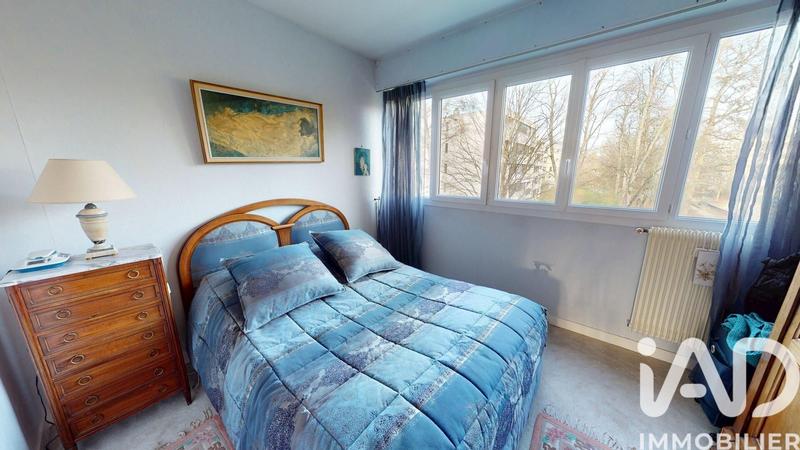 Appartement - 120 m² - 6 pièces