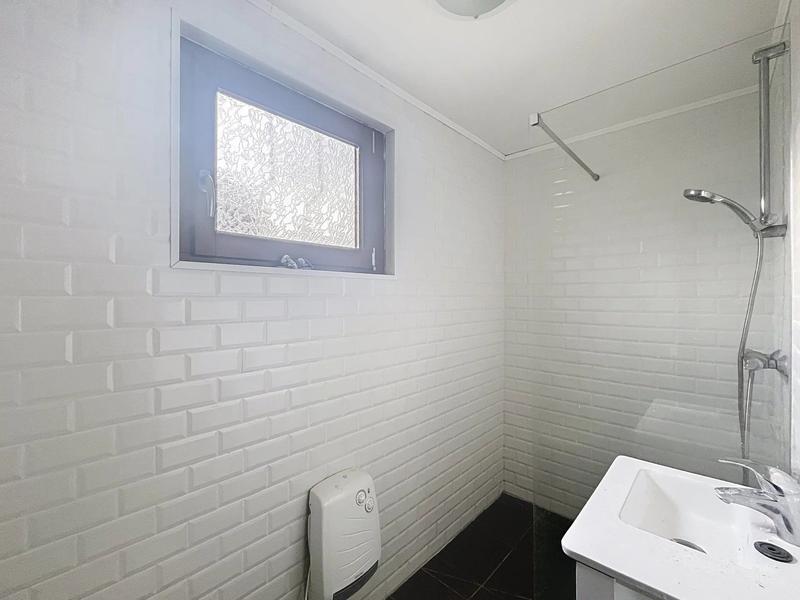 Maison - 80 m² - 5 pièces