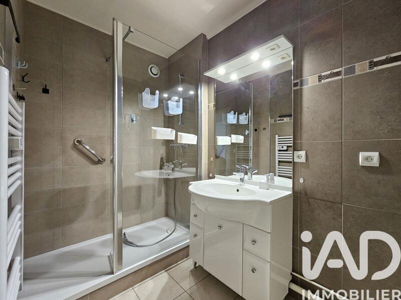 Appartement - 75 m² - 3 pièces