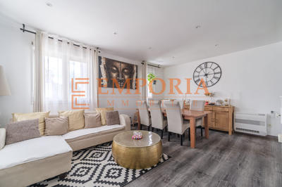 Maison - 91 m² - 6 pièces