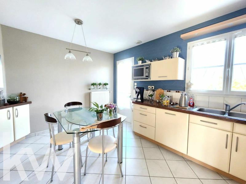 Maison - 142 m² - 6 pièces