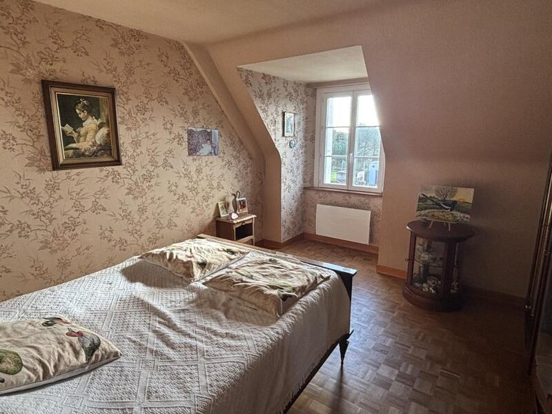 Maison traditionnelle - 155 m² - 7 pièces