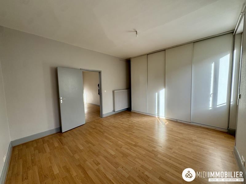 Appartement - 61 m² - 2 pièces
