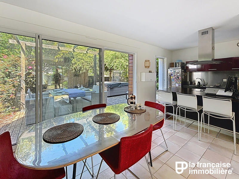 Maison - 142 m² - 5 pièces