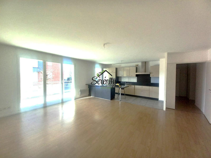 Appartement - 96 m² - 5 pièces