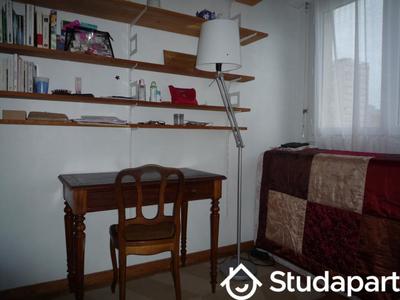 Chambre - 12 m² - 1 pièce