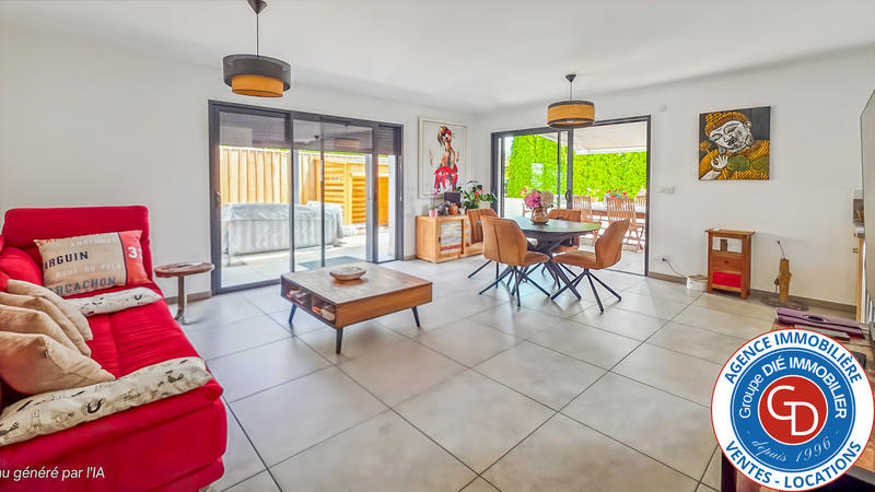 Maison - 90 m² - 4 pièces