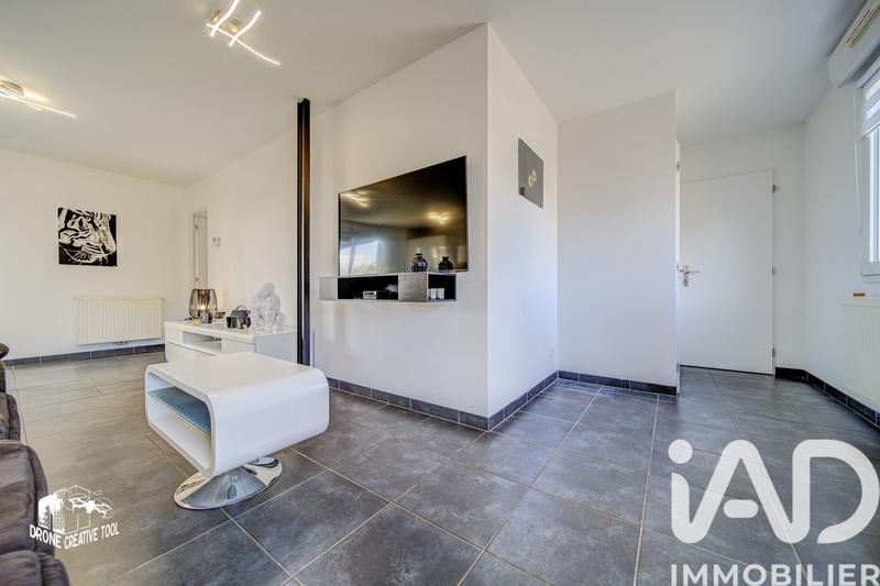 Maison - 96 m² - 6 pièces