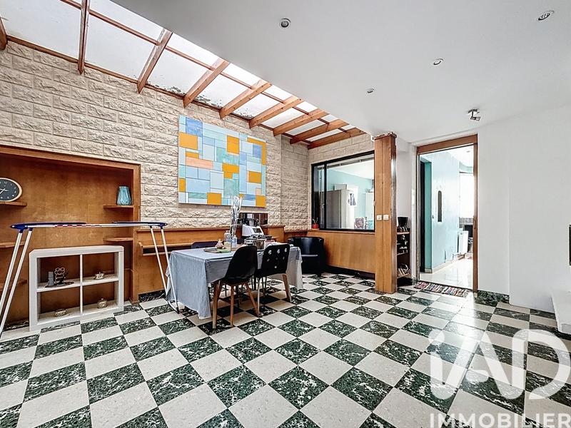 Maison - 152 m² - 6 pièces