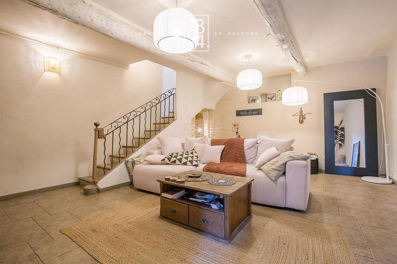 Maison - 95 m² - 3 pièces