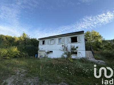 Maison - 85 m² - 5 pièces