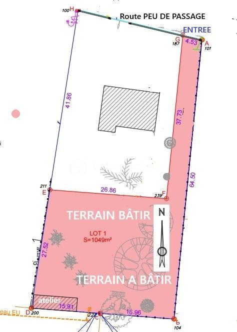 Terrain constructible - 1 050 m²