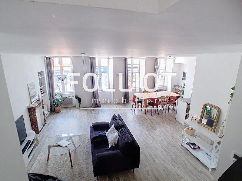 Appartement - 128 m² - 7 pièces