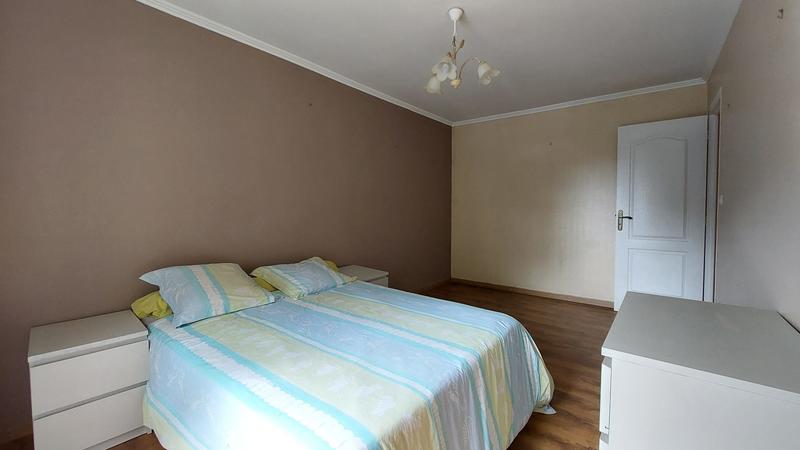 Maison - 80 m² - 5 pièces