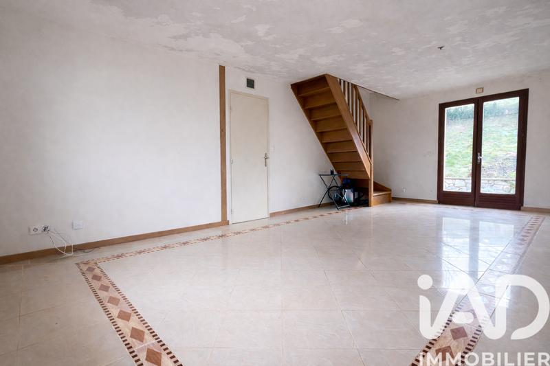 Maison - 99 m² - 5 pièces